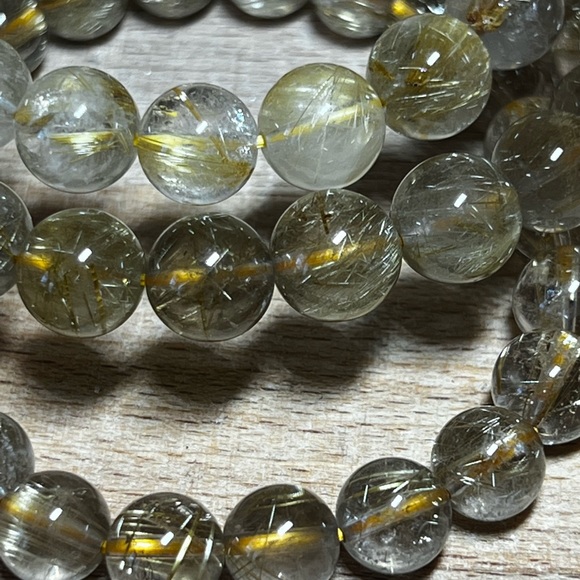 Golden Rutilated Quartz - Picture 2 of 14